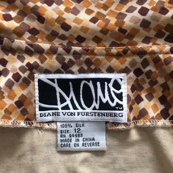 Diane Von Furstenberg Wrap Dress - Picture 2 of 3